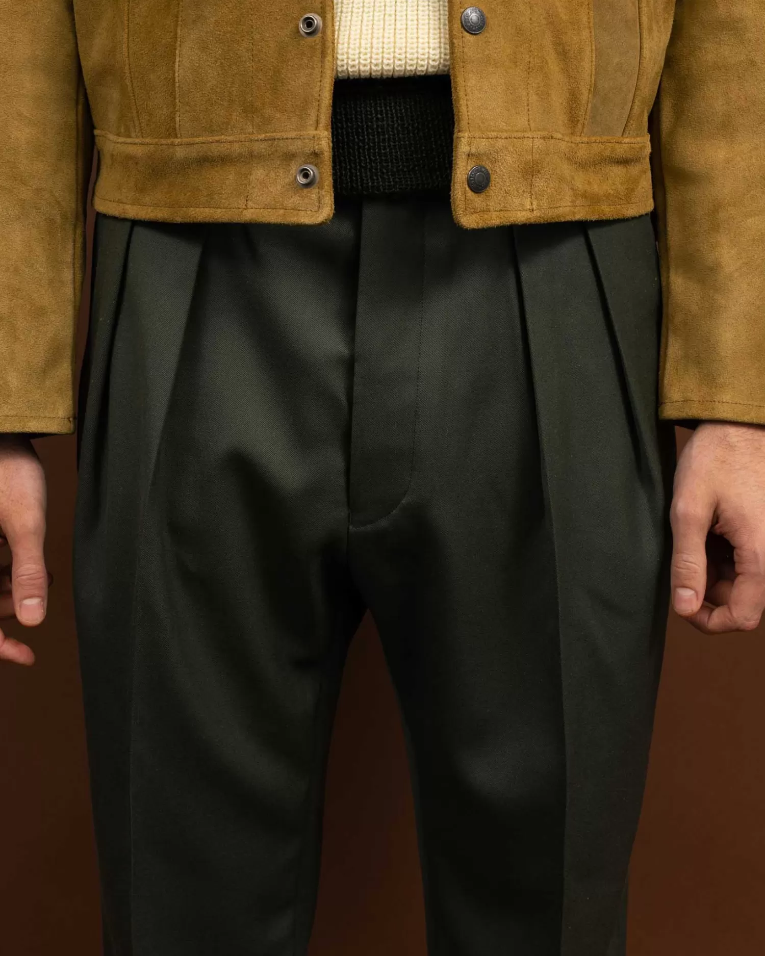 NEAT Pants & Trousers<Back Satin Gabardine Standard Type 1 Olive